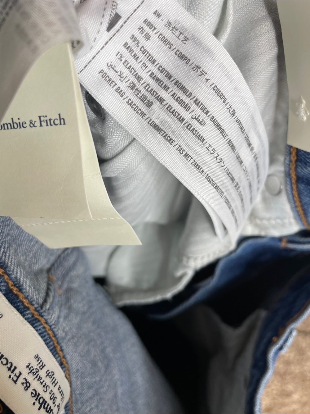 Abercrombie & Fitch | Women’s 90’s Straight Leg Ultra High Rise Size 29 NWT - Picture 6 of 6